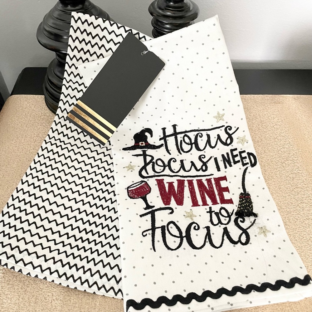 🆕Set of 2 HOCUS POCUS I NEED WINE TO FOCUS Kitchen Towels